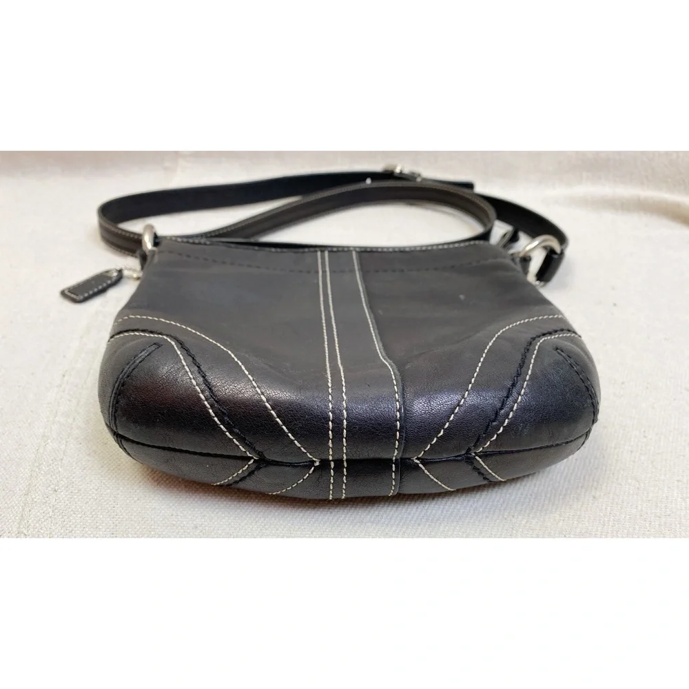 Vintage Y2K Coach Black Leather Crossbody Bag adjustable strap nickel hardware